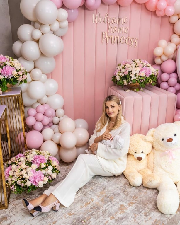 Дружина Зінченка показала перші фото їхньої родини у новому складі - фото 5