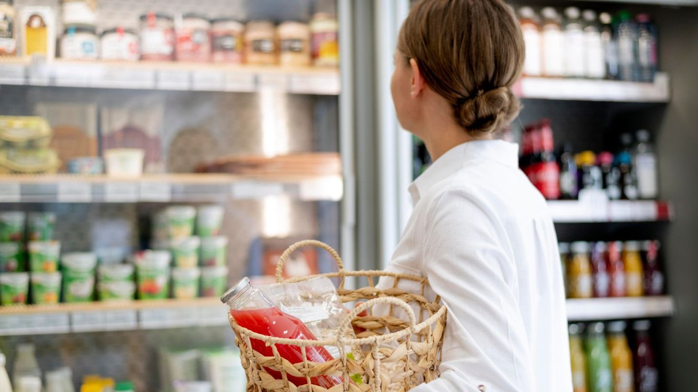 продукти, які підходять для тривалого зберігання без холодильника