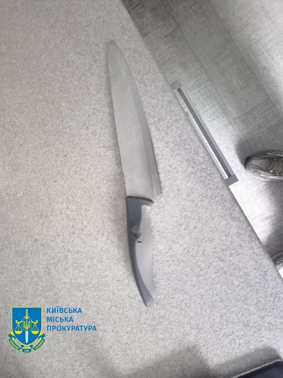 пограбував салон у Києві