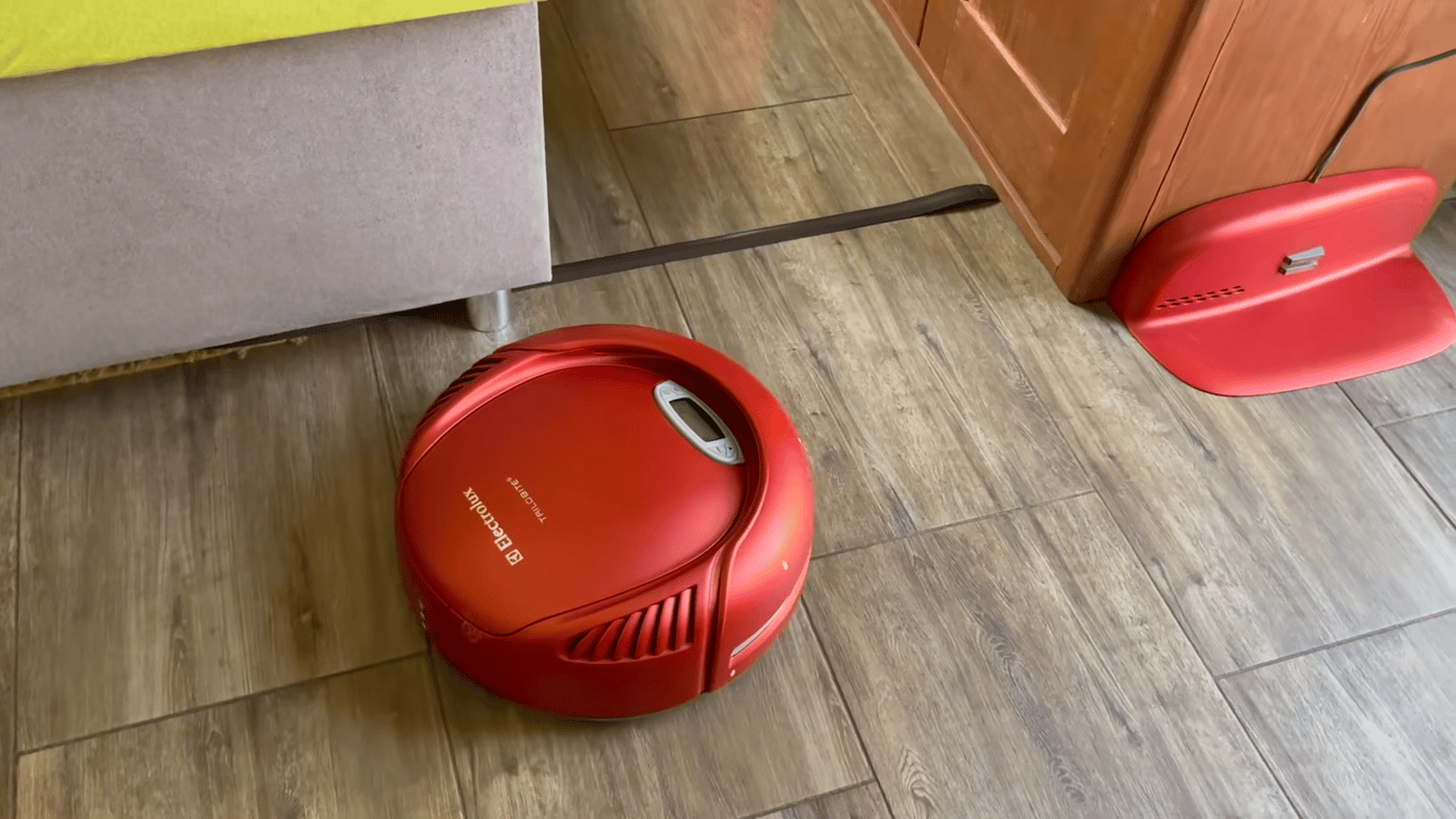 Первый робот-пылесос Electrolux Trilobite