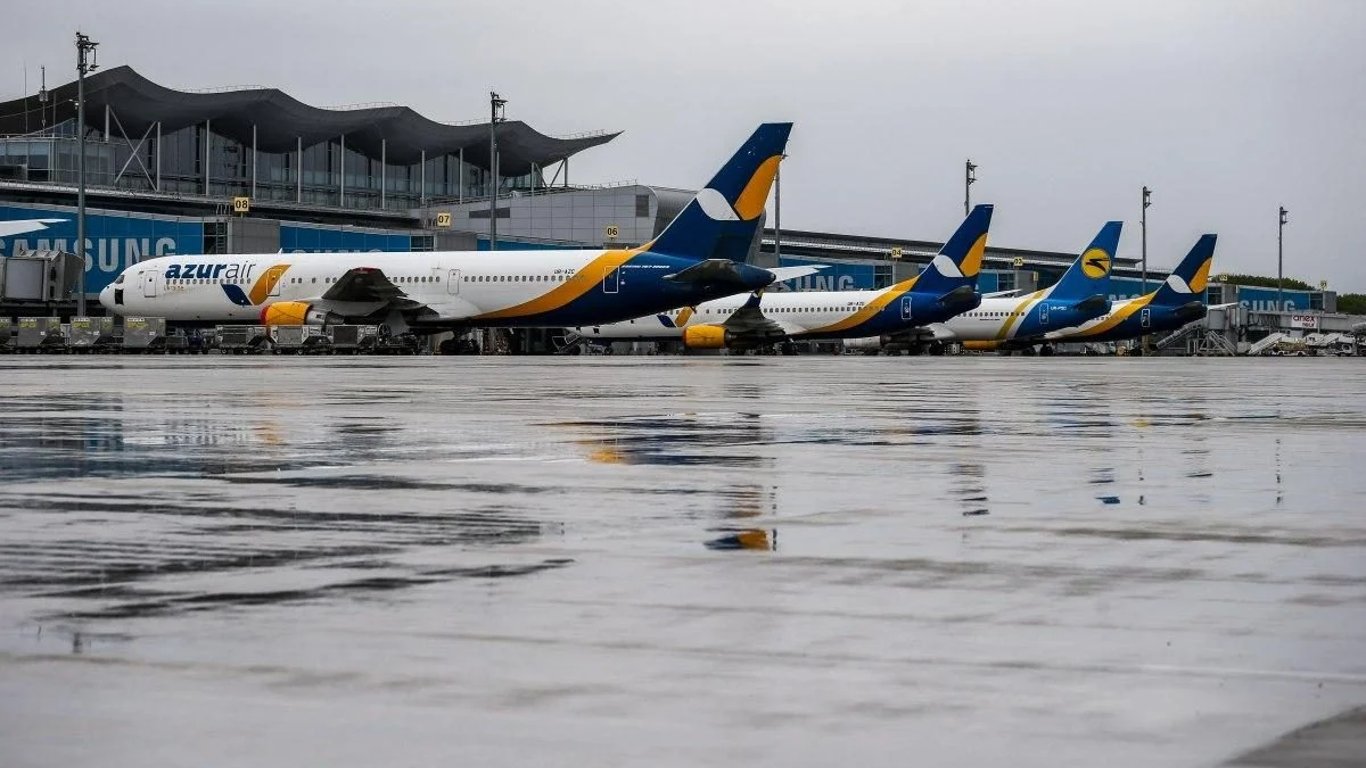 Открыть аэропорт в Украине в условиях военного положения невозможно — эксперт