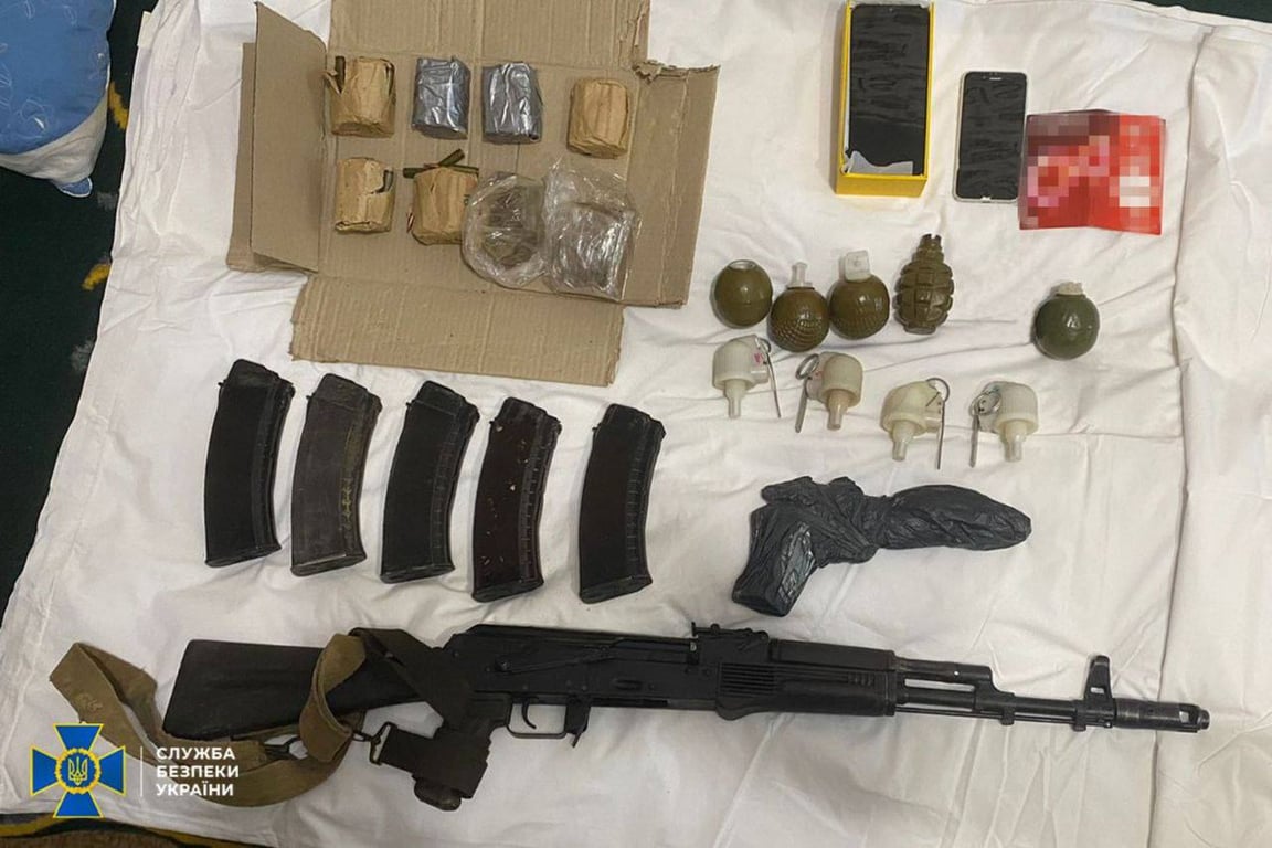 Поджигали авто военных - СБУ задержала в Одессе куратора и исполнителя - фото 3