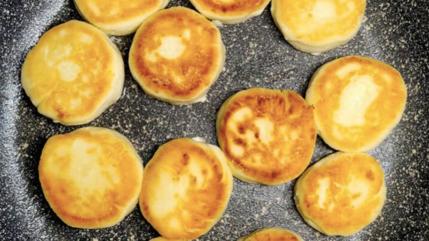 простий рецепт сирників