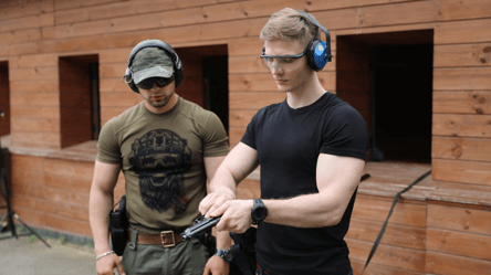 Эксперт: в Украине нет системы проверки для получения оружия - 285x160