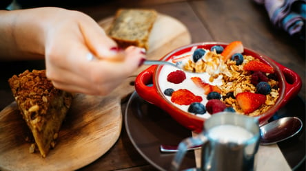 Эти семь привычек во время завтрака помогут уменьшить аппетит и похудеть - 285x160