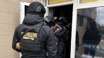 У Житомирі зловмисники намагалися увірватися в квартиру військовослужбовця - 285x160