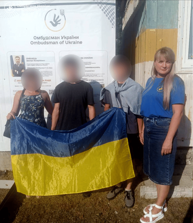 Україна повернула з окупації ще одну групу дітей - фото 3