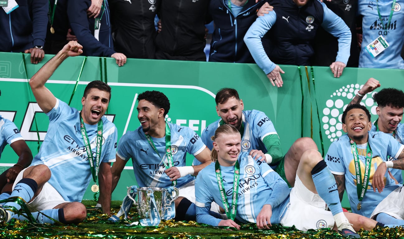 Родри празднует победу над Арсеналом в финале Кубка лиги 22 марта 2026 года