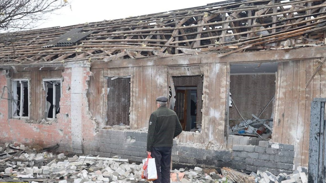 Окупанти вчергове атакували Куп'янський район — в прокуратурі показали руйнування