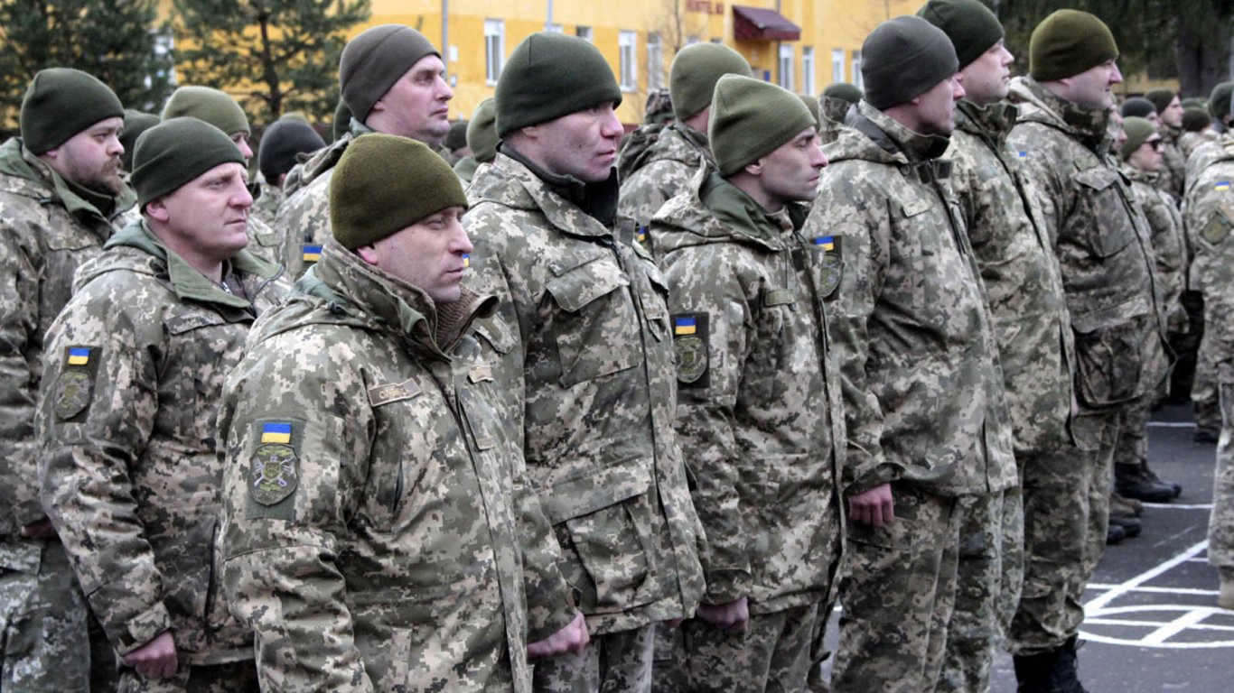 Заместитель командира ВСУ объяснил, как поощрять мужчин в Украине к мобилизации