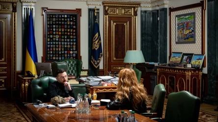 Президент встретился с волонтеркой, которая спасает жизни воинов ВСУ - 304x171