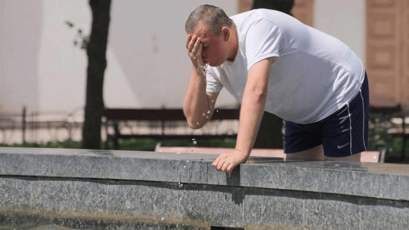 У Києві три дні поспіль фіксували температурні рекорди