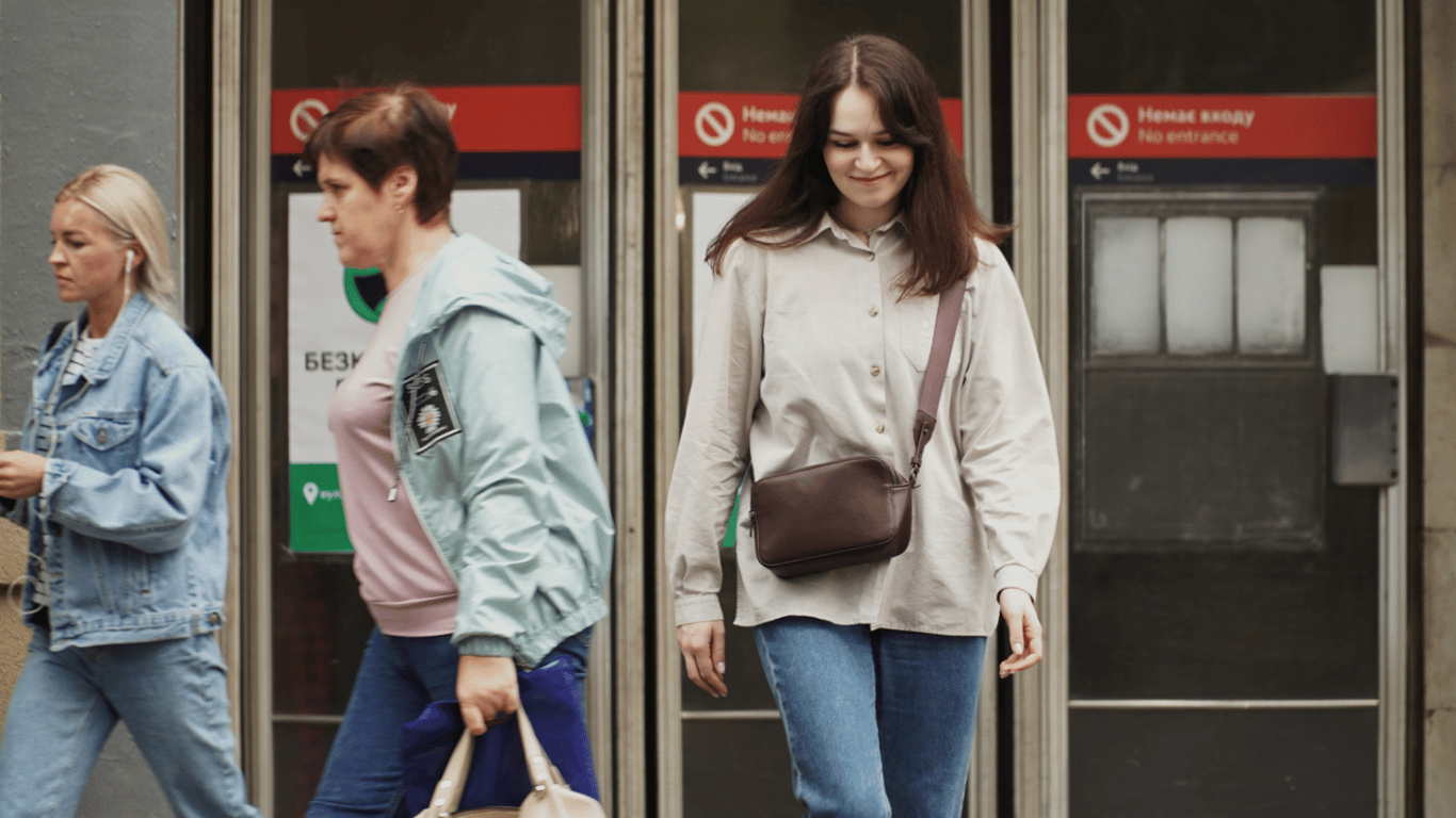 Машиніст розповів про найдивніші знахідки у метро Києва