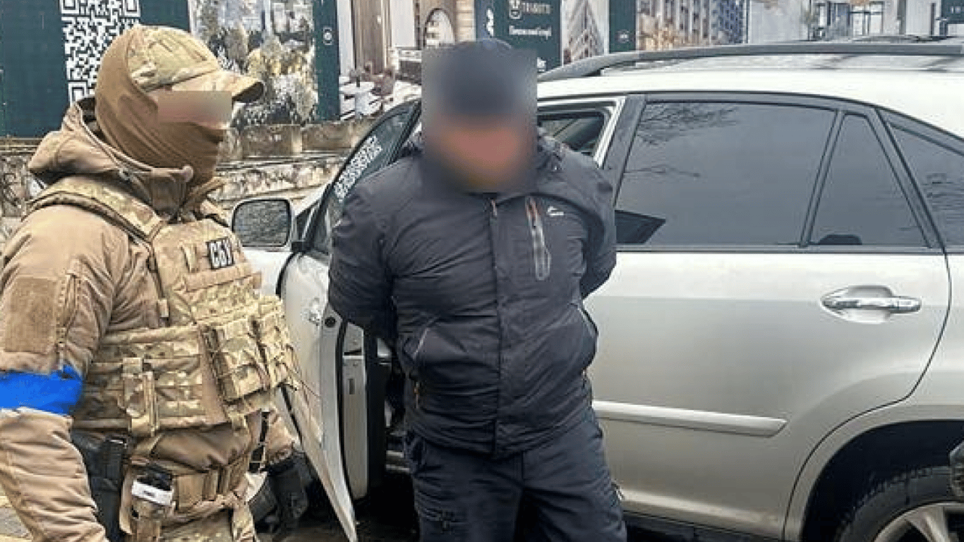 СБУ затримала працівника Одеської митниці за систему "відкатів"