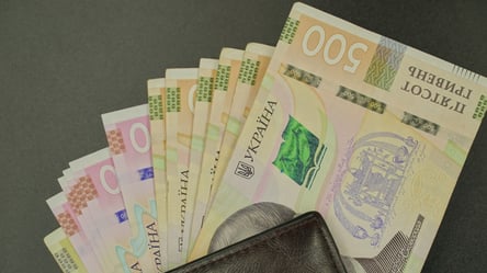 Виплати в ЗСУ — в яких числах мають прийти "бойові" у вересні - 285x160