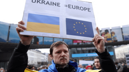 Україна та ЄС продовжили "транспортний безвіз": на який термін - 285x160