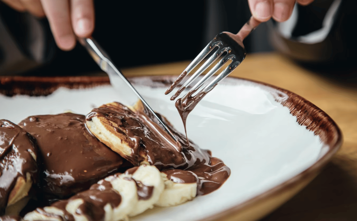 Блинчики с бананом и шоколадом.