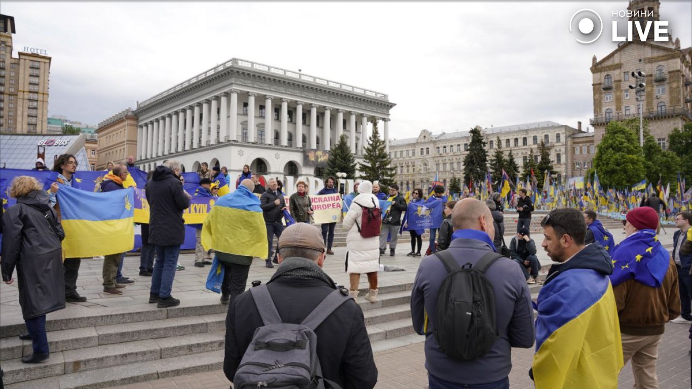 Акція підтримки італійців у Києві 9 травня