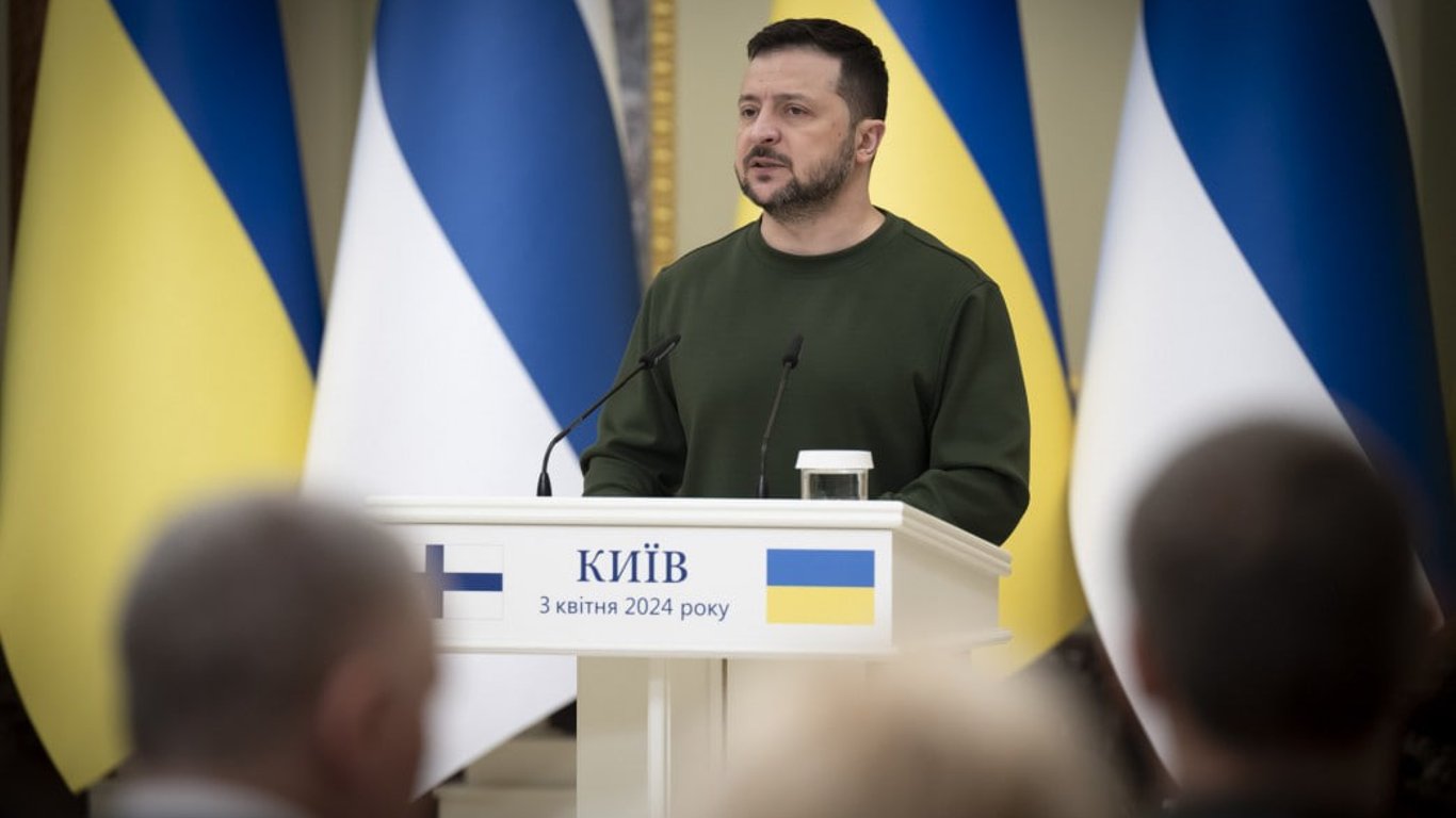 Зеленский заявил, что союзники Украины должны поддержать удары по российским НПЗ