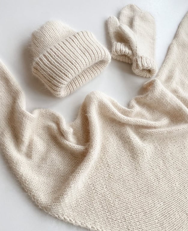 Стильні аксесуари для модниці — що обрати на Новий рік 2025 - фото 3