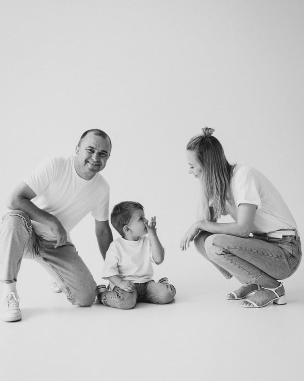 Найдорожчі хлопці: дружина Віктора Павліка замилувала сімейною фотосесією - фото 5