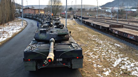 Эксперт сказал, что может повлиять на скорость поставки Западом танков для ВСУ - 285x160