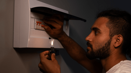 Аварійні відключення світла у низці областей — що відомо - 290x166