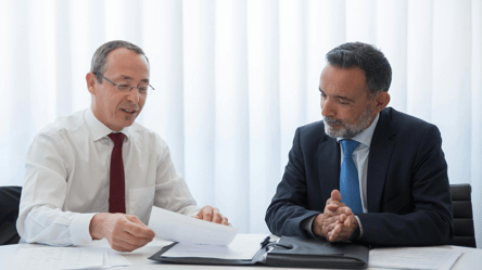 Види заповітів — чим відрізняються та який обрати у 2026 році - 285x160