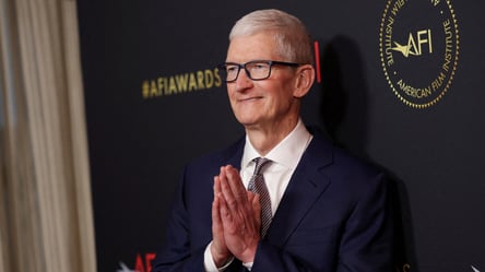 Чем запомнился Тим Кук во главе Apple и чего ждать от Джона Тернуса - 285x160