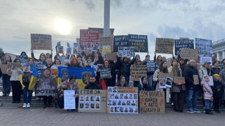 Кияни закликали щодня вшановувати пам'ять полеглих у війні - 285x160