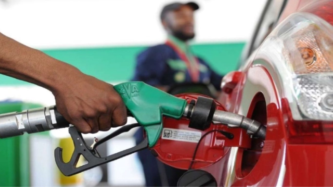 Цены на АЗС — сколько сейчас стоит бензин, дизель и автогаз