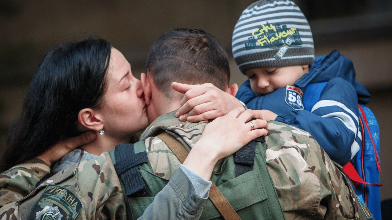 Статус многодетной семьи не дает права на отсрочку или освобождение