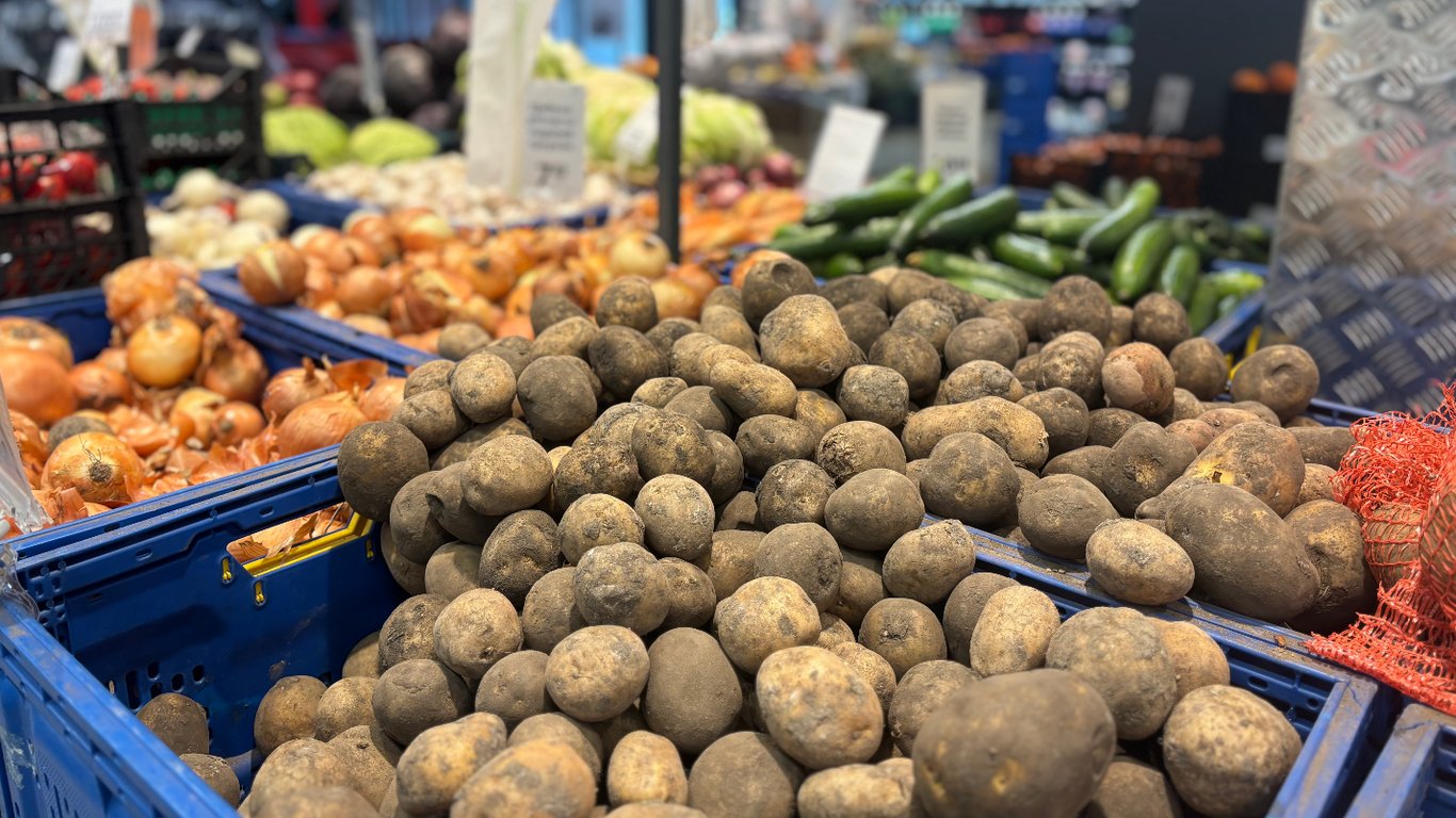 Торішня картопля подорожчала на 15%: які ціни в супермаркетах України