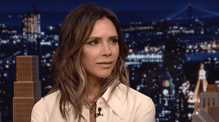 Hair and makeup by Victoria Beckham — trendsetting once again - 285x160