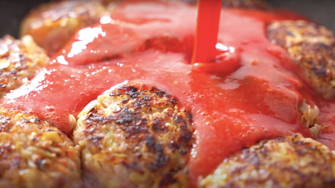 котлеты в томатном соусе