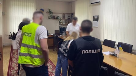 Десять тисяч доларів за інвалідність: у Києві затримали члена ВЛК - 290x166