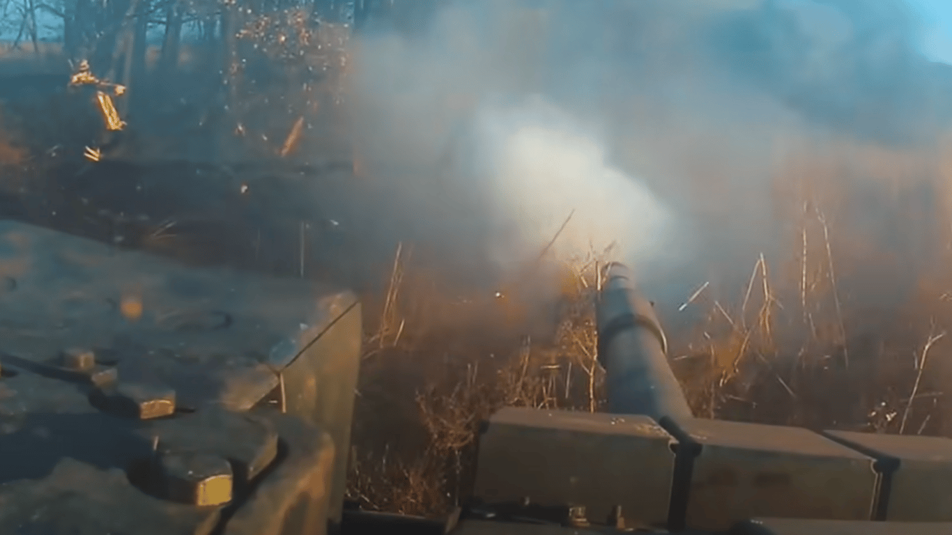 В ГУР показали відео ефектного знищення ворога українськими спецпризначенцями
