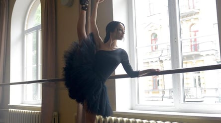 Його величність балет: витончена Катерина Кухар стала обличчям модного бренду - 285x160
