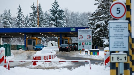 Знову ажіотаж — де помітили великі черги на кордоні України - 285x160