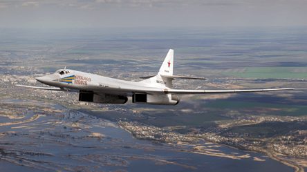 Росія підняла у небо літаки Ту-160: є загроза обстрілу України - 290x160