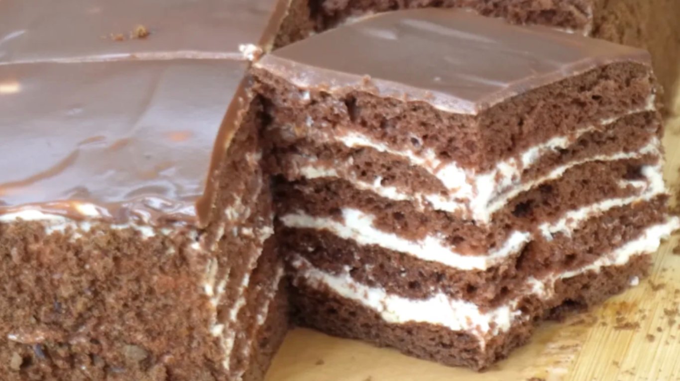 простий рецепт шоколадного медовика