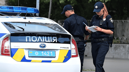 В Ровенской области полицейский составлял на невинных людей вымышленные постановления ради премий - 285x160