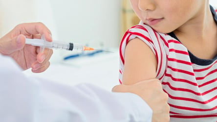 Более 800 маленьких одесситов получили прививку от ВПЧ - 290x160