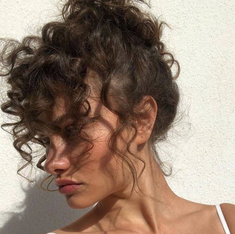 Состарят в секунду — три прически, что нужно избегать после 45 - фото 2