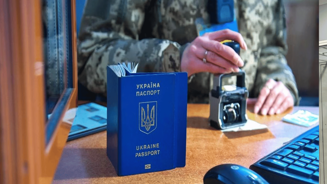 Выезд военнообязанного за границу: когда нужна временная защита