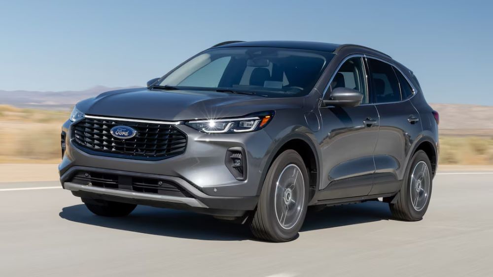 Лучшие доступные гибридные кроссоверы с максимальным запасом хода в 2024 году - фото 2