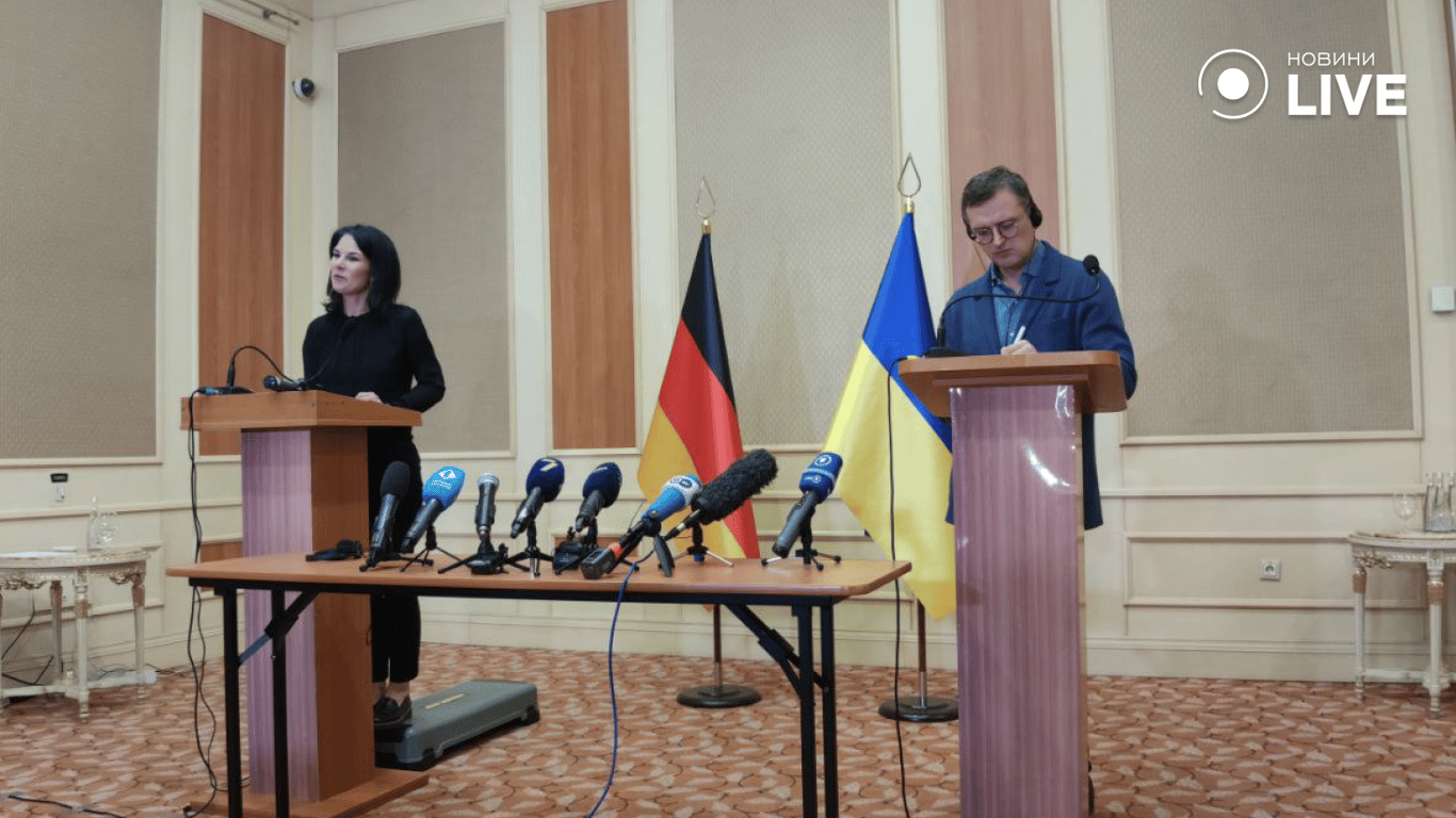 Кулеба розповів, що потрібно Україні для членства в НАТО
