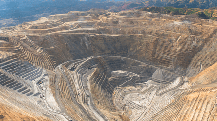 Кратер, який видно з космосу — де розташований найглибший кар’єр - 285x160