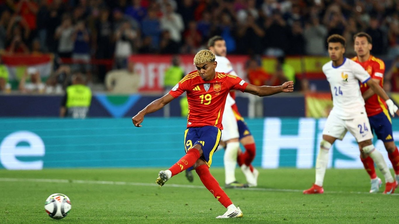 Матч Испания – Франция в Лиге наций