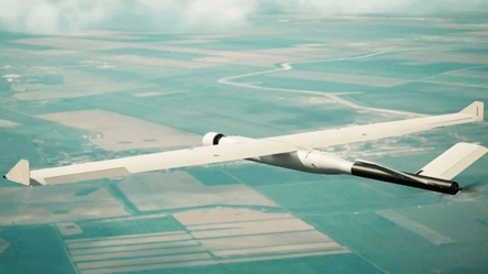 Прикордонники встановили рекорд: FPV-дрон знищив ZALA на висоті 6,8 км - 290x166